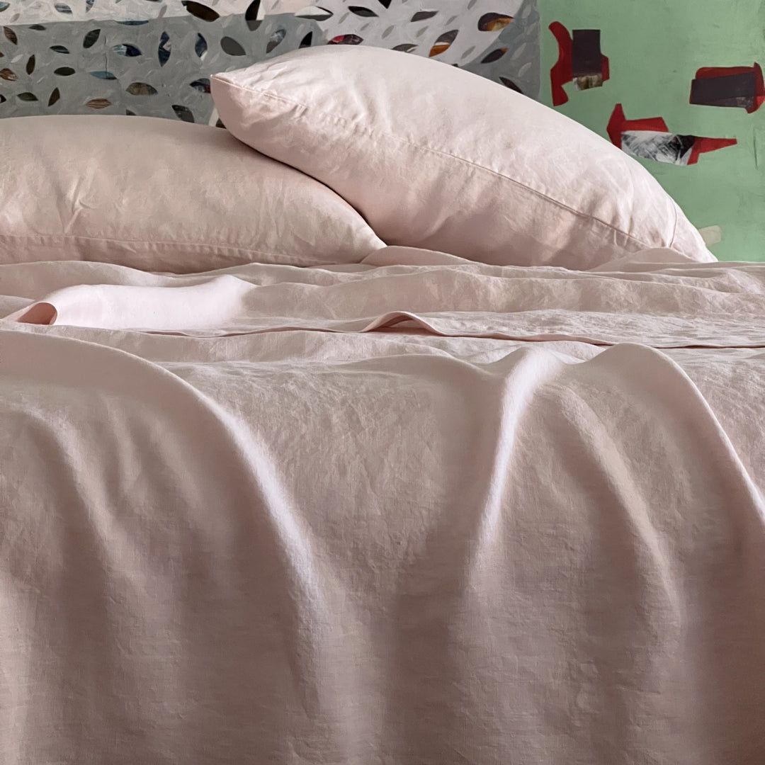Powder pink linen pink sheet set
