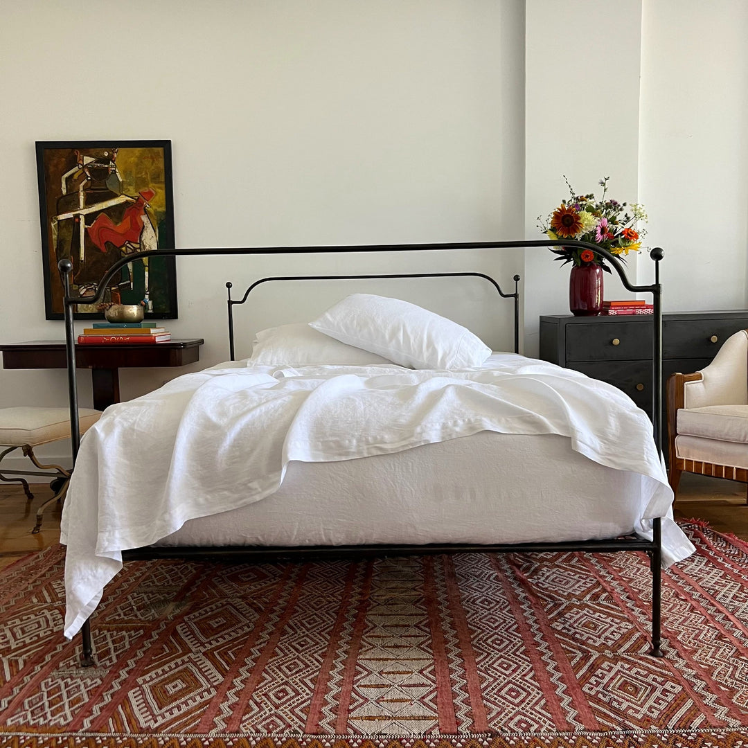 White 100% Linen Sheet set with pillow cases